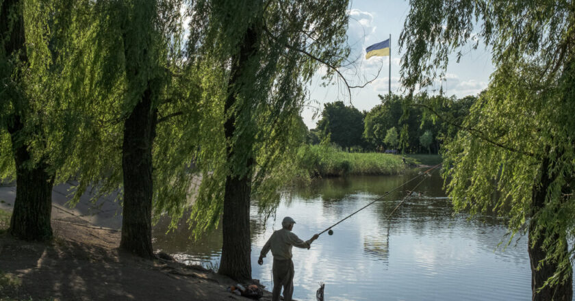 Zelensky’s Defense of Slow Gains Underscores Battlefield Realities