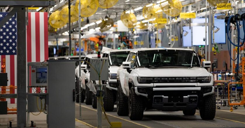 General Motors Gets New $6B Revolving Credit Line as UAW Strike Continues