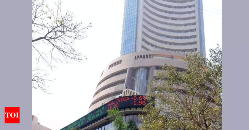 Sensex rises as mkts see no big impact from conflict