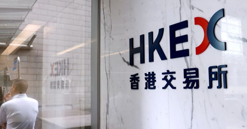 Hong Kong Exchanges & Clearing Third-Quarter Profit Rose 30%