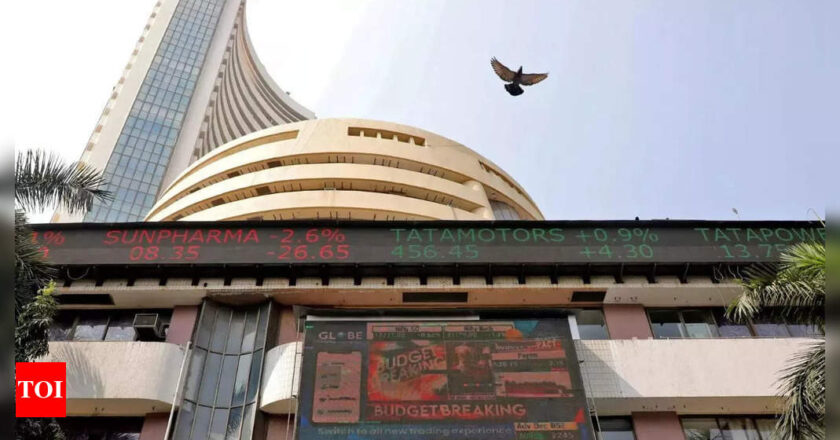 Red opening marks a challenging start for Indian stock market amidst global headwinds