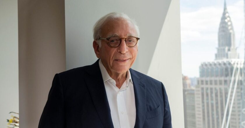 Peltz’s Push for Disney Board Seats Boosted by Perlmutter’s Shares