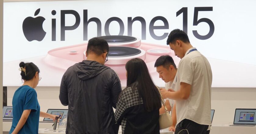 For China, Bullying Apple Suppliers Could Backfire Badly