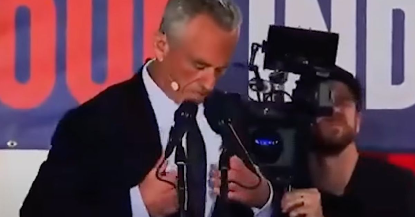 AWKWARD! Robert F. Kennedy Jr.’s 2024 Launch Goes Viral For Wrong Reasons