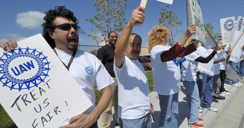 Signs of progress as UAW and Detroit automakers continue “active talks”