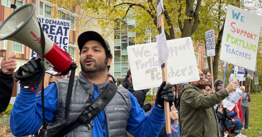 Portland Teachers Strike Closes School for Over 45,000 Students