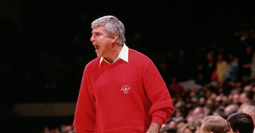 Bob Knight, Champion Basketball Coach With Fiery Temper, Dies at 83