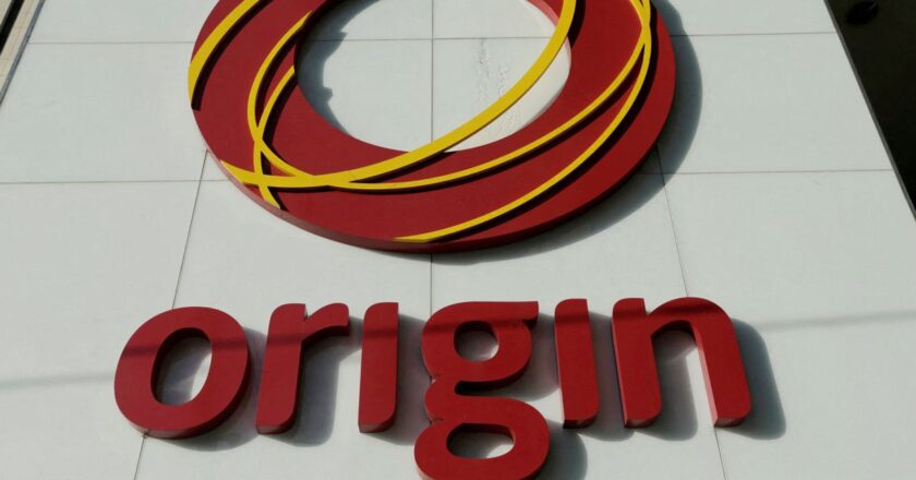 Origin’s Largest Shareholder Turns Down Chance to Join Takeover Consortium