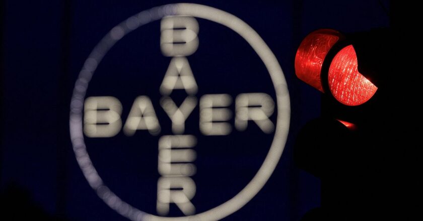 Bayer Shares Tumble After Clinical Trial Failure, Loss in Roundup Case