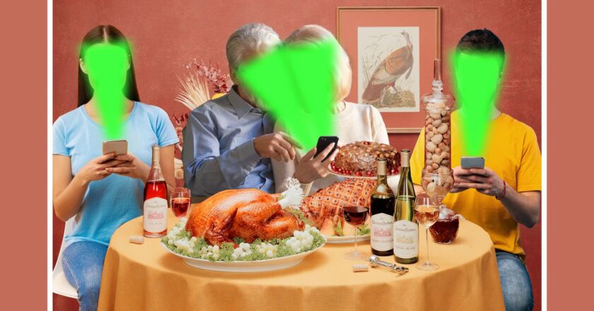 Go Ahead, Scroll Your Smartphone This Thanksgiving