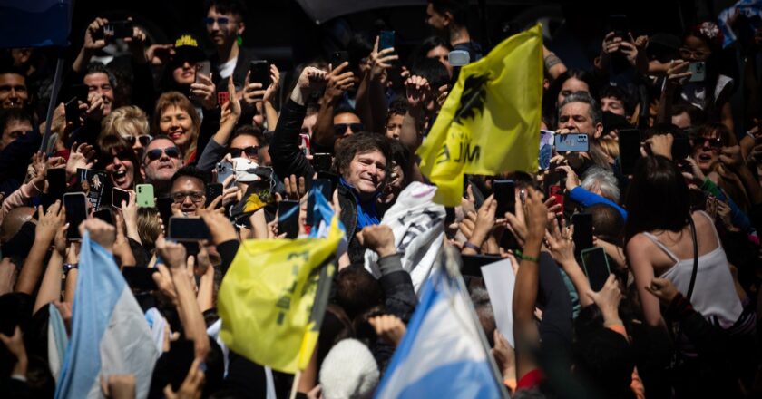 After Forty Years of Democracy, Argentina Faces a Defining Presidential Runoff