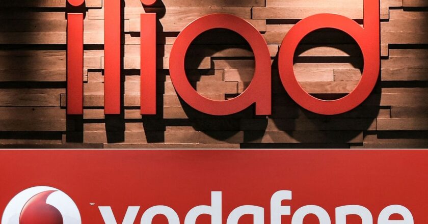 Vodafone Shares Rise After Iliad Group Proposes Merger of Italian Operations