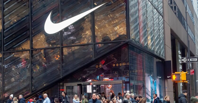 Nike Sends Warning About Slowing Consumer Spending