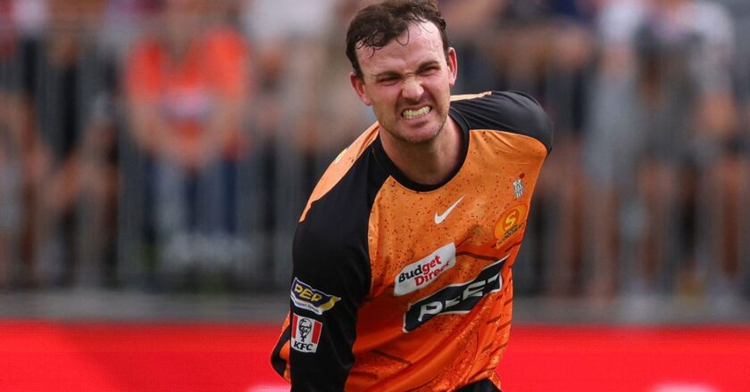 Ashton Turner ruled out of Perth Scorchers’ BBL season after knee surgery