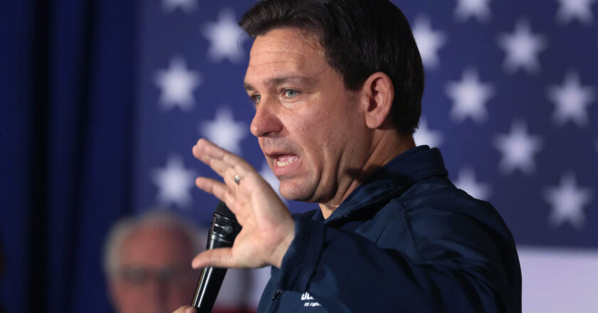 Florida Gov. Ron DeSantis asks for $1 million for Florida State to sue CFP committee over snub