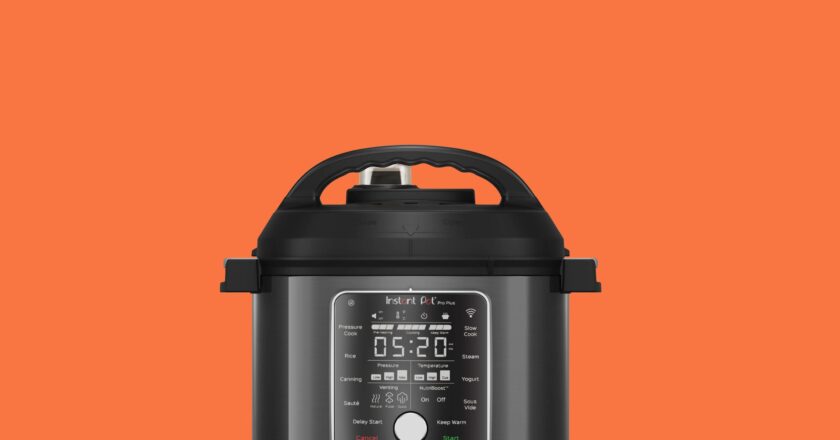 Best Slow Cookers (2023) for Soups, Stews and Casseroles