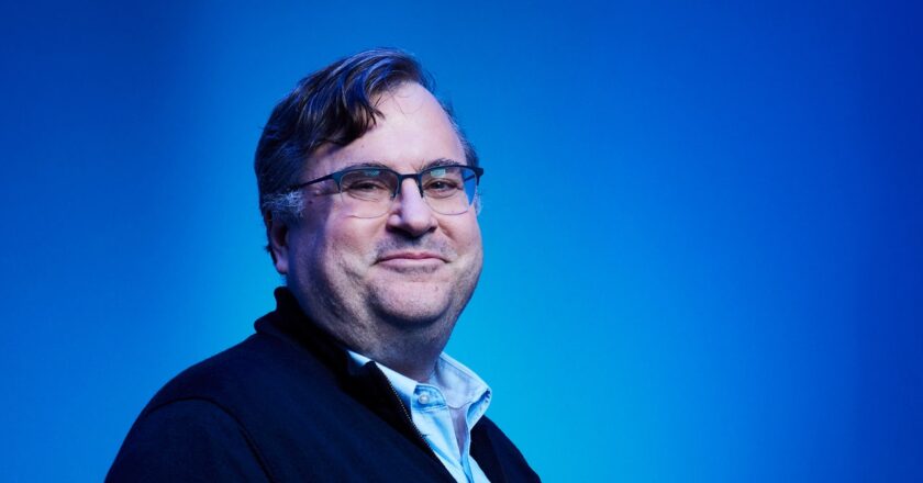 OpenAI Cofounder Reid Hoffman Gives Sam Altman a Vote of Confidence