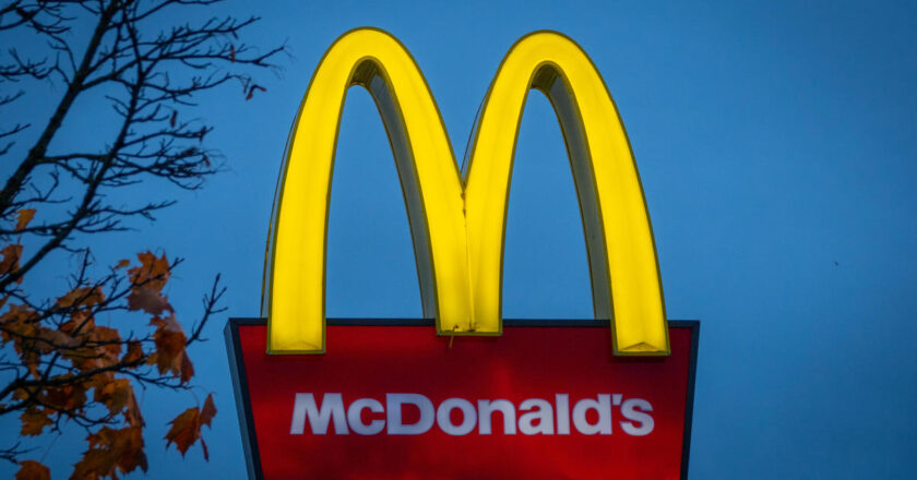 McDonald’s plans to add about 10,000 new stores worldwide by 2027; increase use of AI