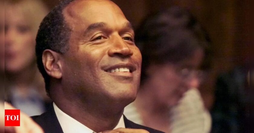 OJ Simpson Death Cause: OJ Simpson, former American footballer, dies at 76 due to cancer |