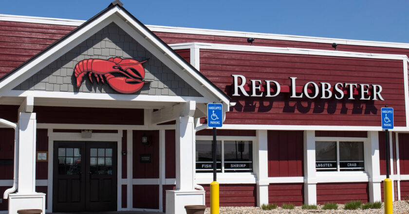 Red Lobster considers filing for bankruptcy