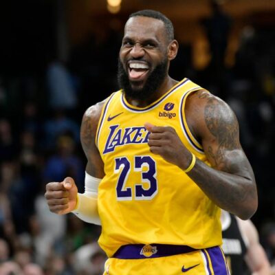 LeBron James intends to sign a new deal with LA Lakers